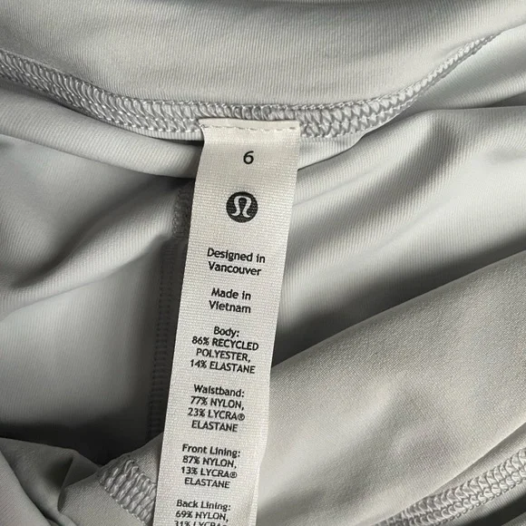 Lululemon skort brand new athletic wear - Picture 4 of 4